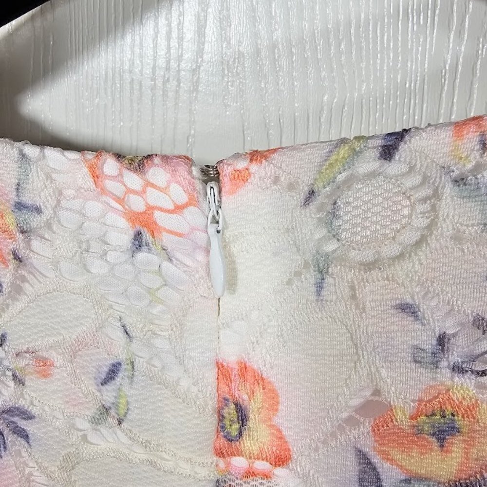 NWT LESLIE FAY Floral Dress size 12 IVORY PURPLE GREEN Lace Overlay Sleeveless - Picture 7 of 7